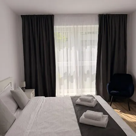 Bright 2br 2bath W Parking Near Coresi Mall Braşov